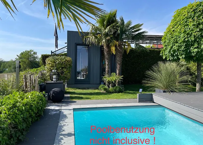 Tiny-House Mit Alpen- Stadt- Und Poolblick , Wlan