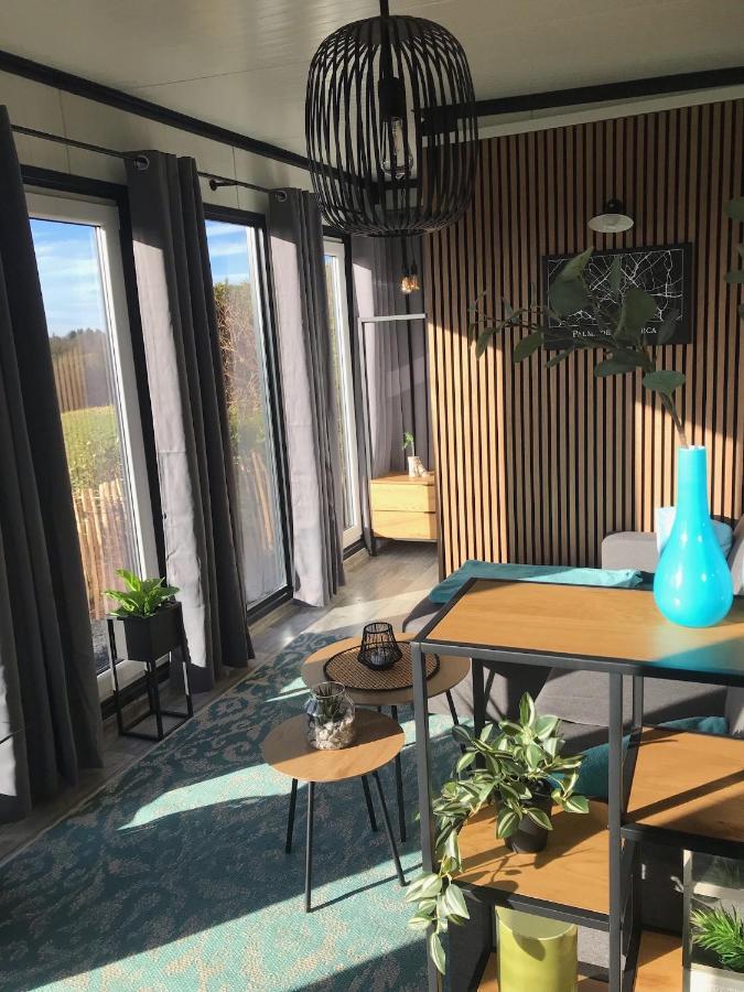 Tiny-house Mit Alpen- Stadt- Und Poolblick , Wlan